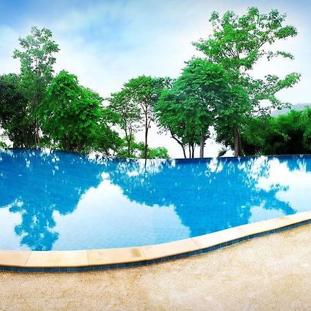 Ban Raya resort y Spa Ko Racha Yai Exterior foto