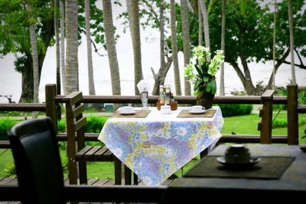 Ban Raya resort y Spa Ko Racha Yai Exterior foto