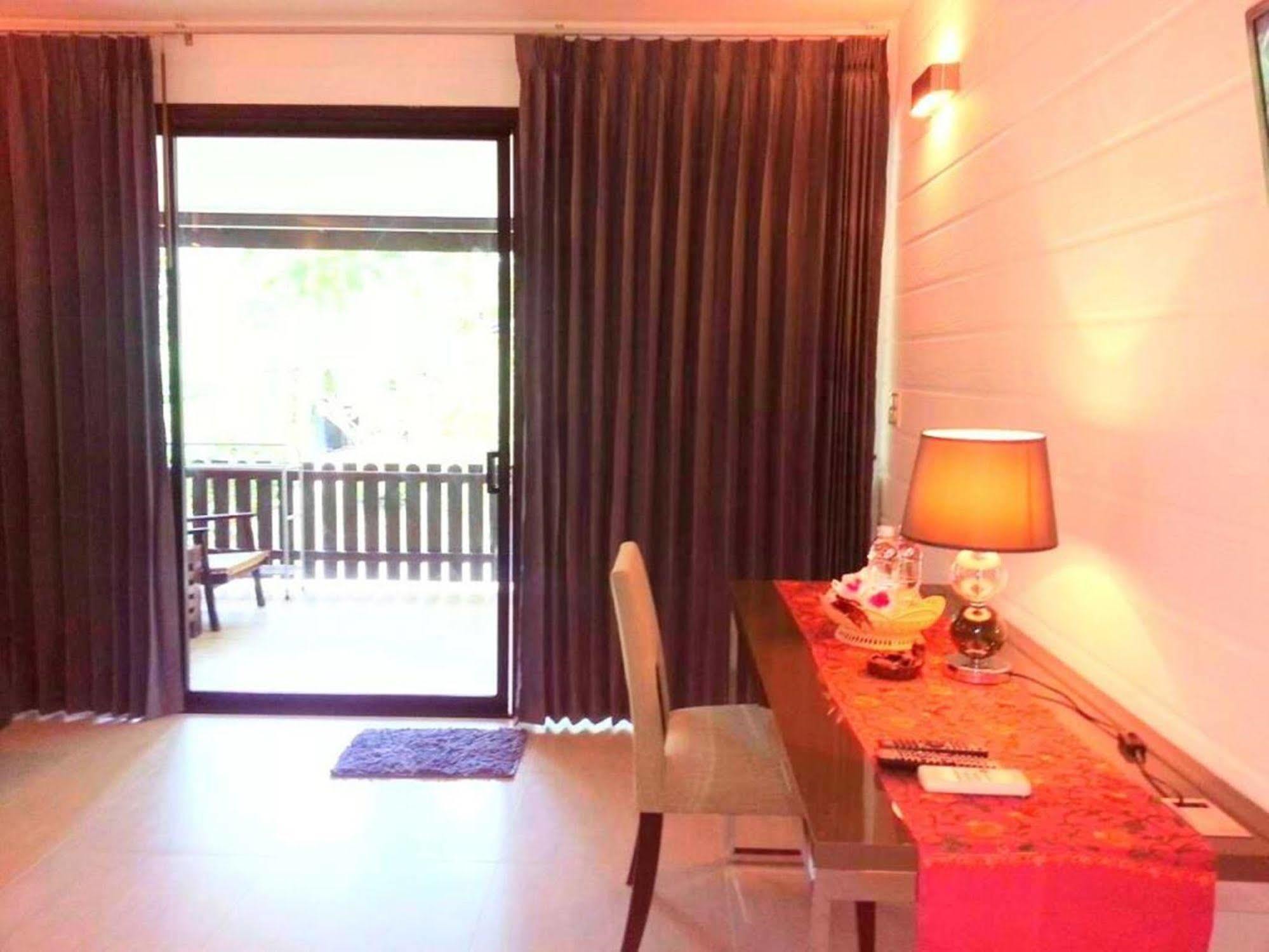 Ban Raya resort y Spa Ko Racha Yai Exterior foto